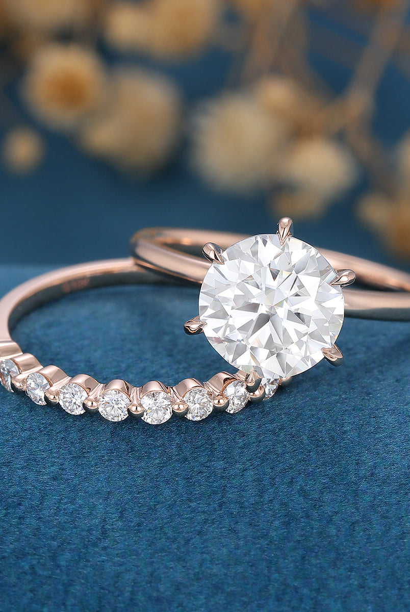round-shaped-moissanite-solitaire-bridal-set
