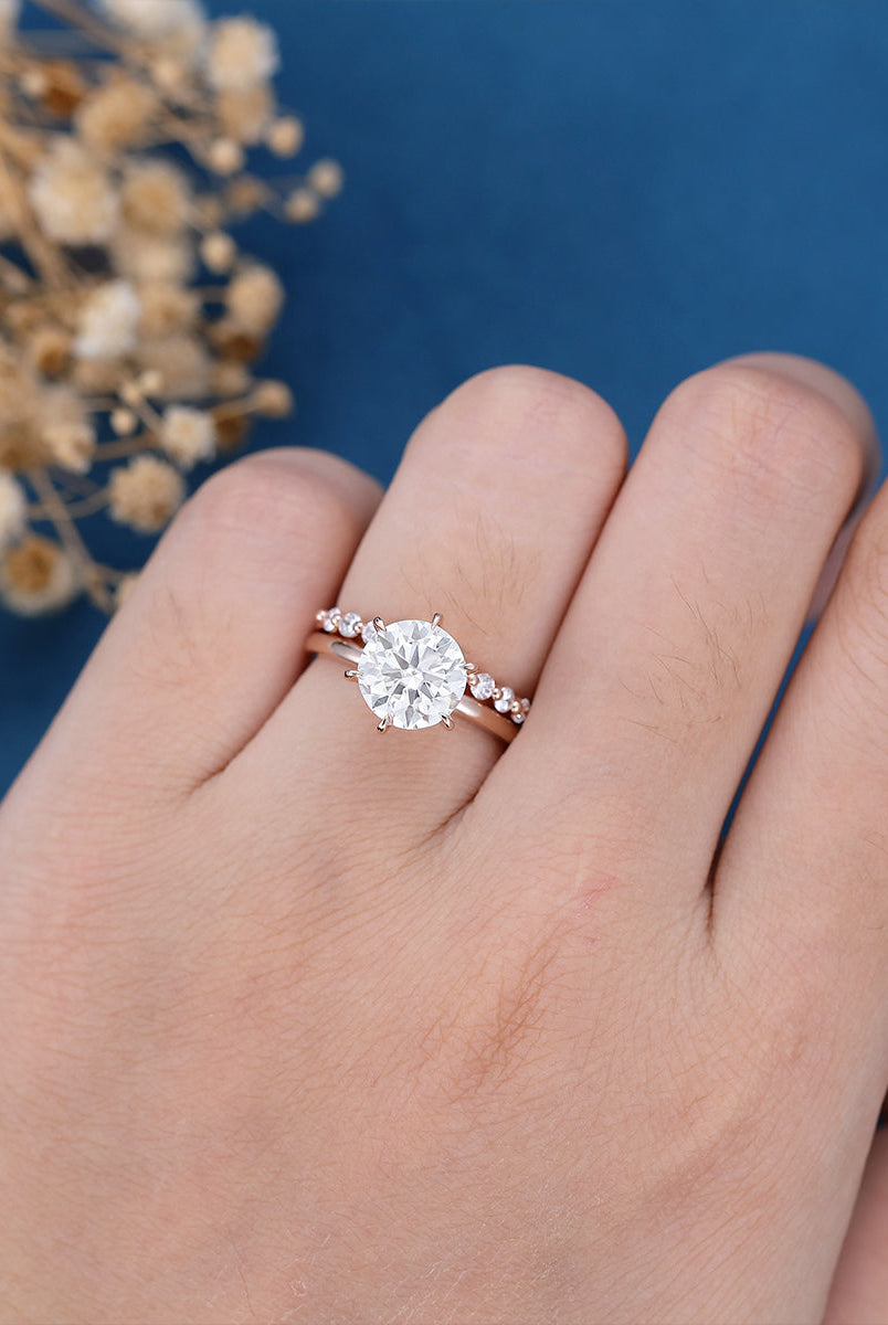 round-shaped-moissanite-solitaire-bridal-set