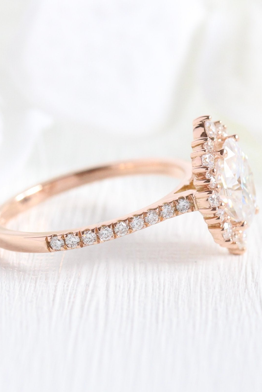 Moissanite wedding jewelry for big wedding