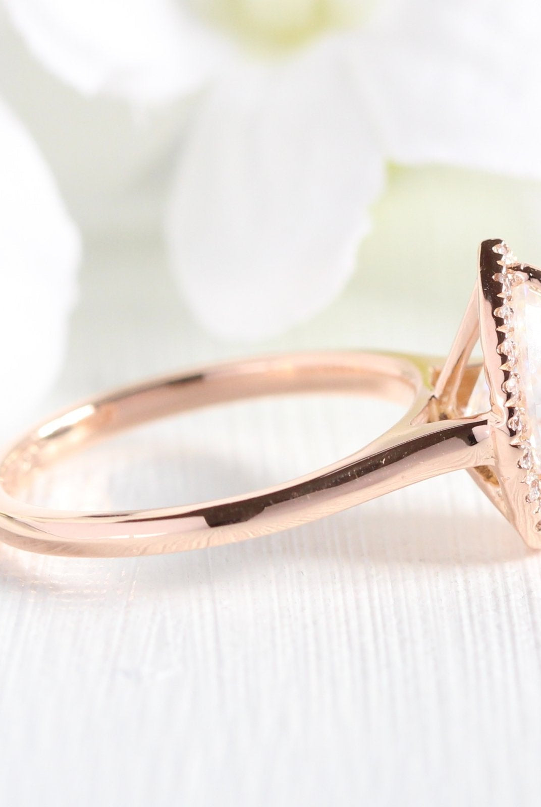 Moissanite wedding jewelry for summer wedding