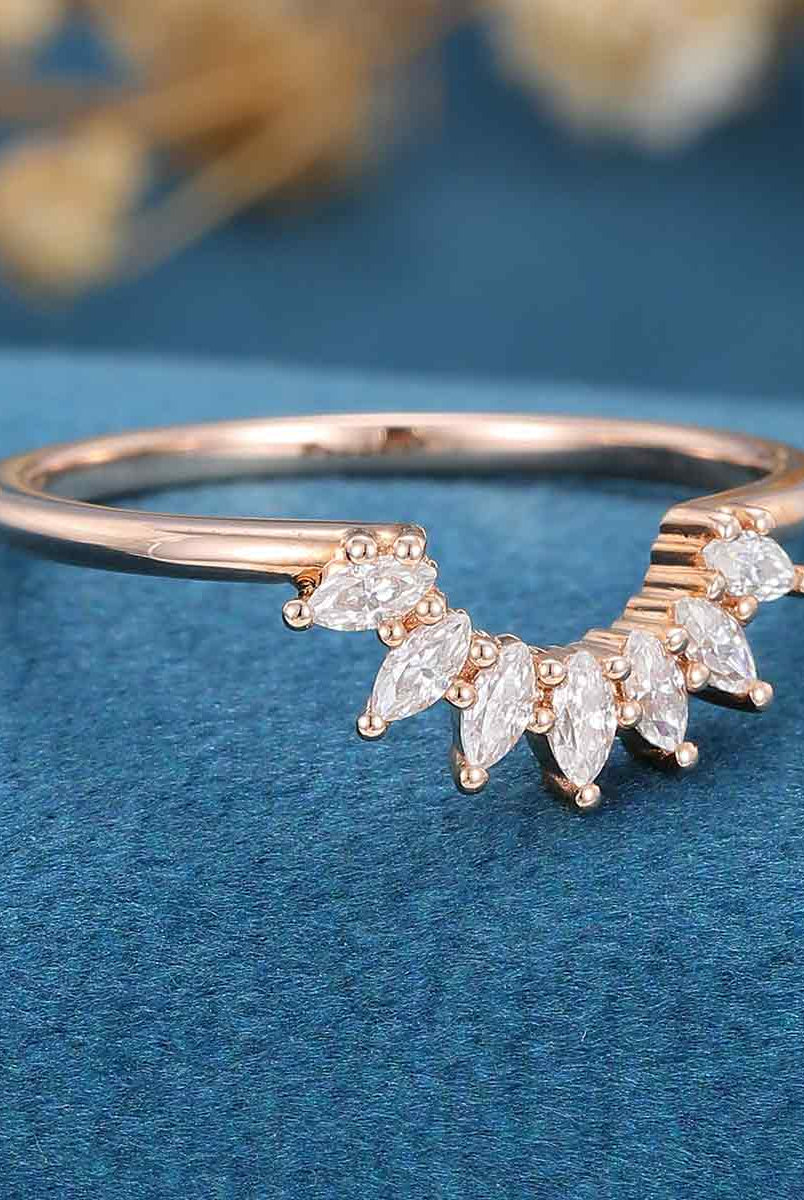 2-0-ct-marquise-shaped-moissanite-curved-wedding-band