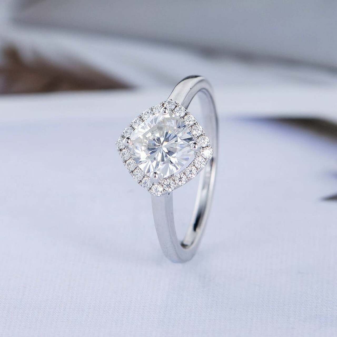1.0CT Cushion Cut Halo Moissanite Diamond Engagement Ring