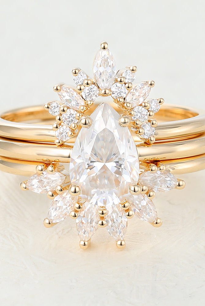 1-50-ct-pear-moissanite-solitaire-bridal-ring-set-1