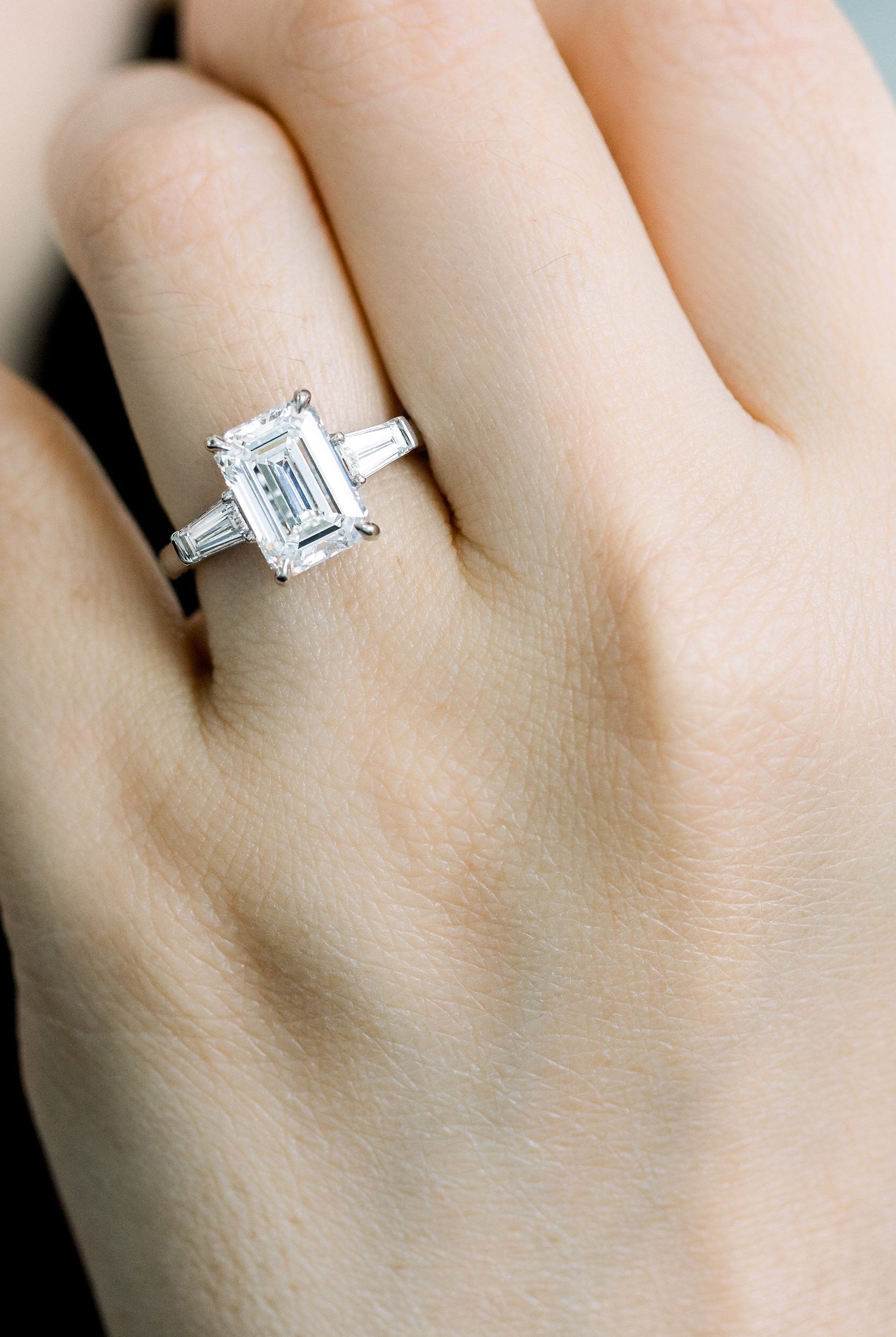 Moissanite wedding ring set for brides discounts online