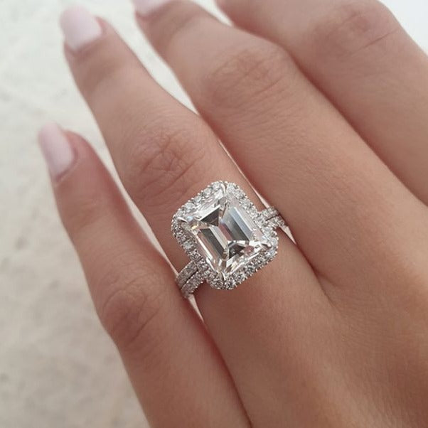 Emerald Cut Moissanite Engagement Ring