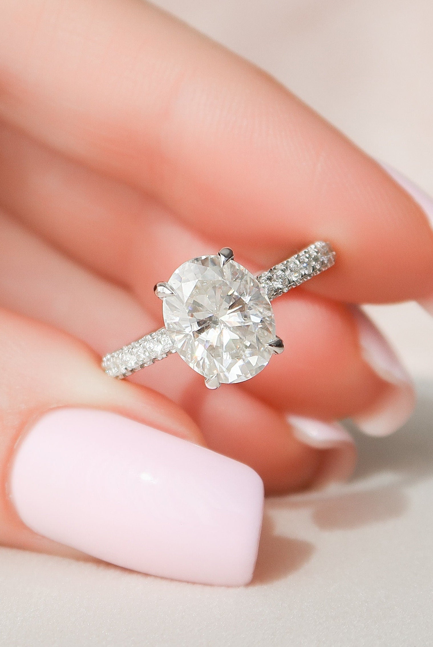 Oval Cut Moissanite Ring