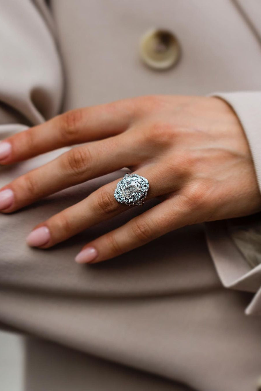 4-10-ct-oval-halo-art-deco-moissanite-engagement-ring