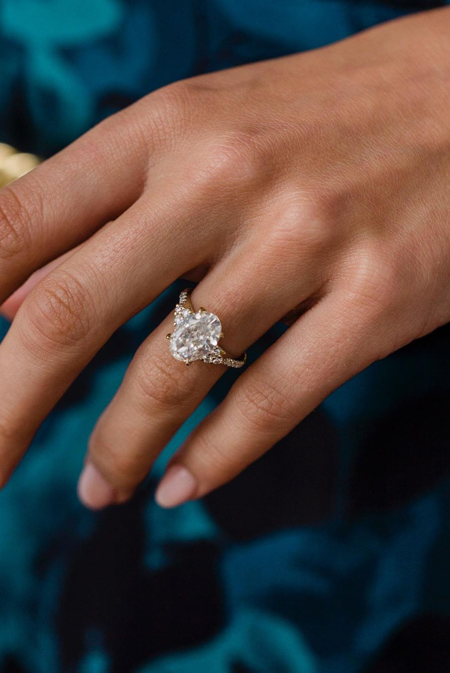 3-10-ct-oval-cluster-moissanite-engagement-ring