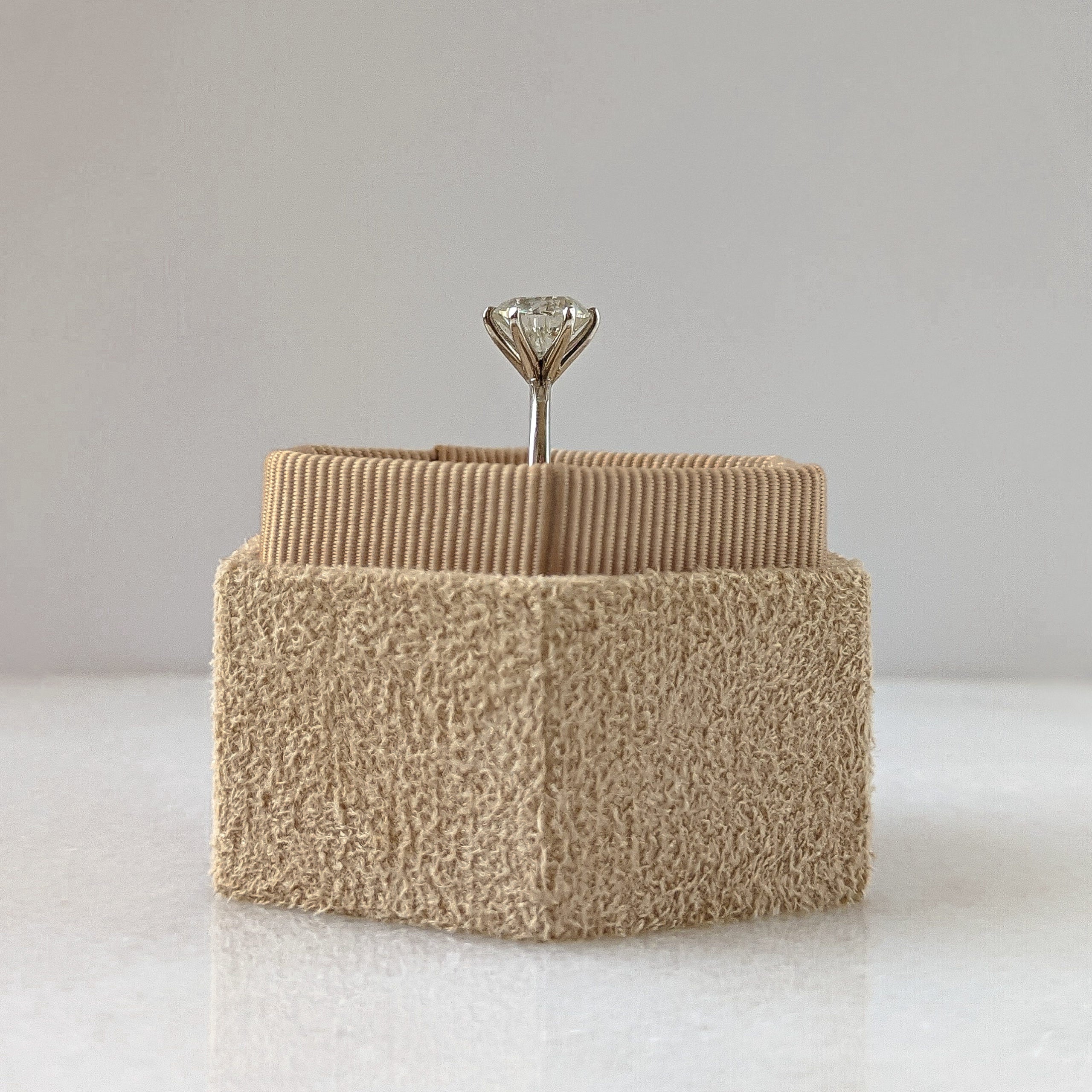 2.04CT Round Brilliant Cut Moissanite Diamond Engagement Ring