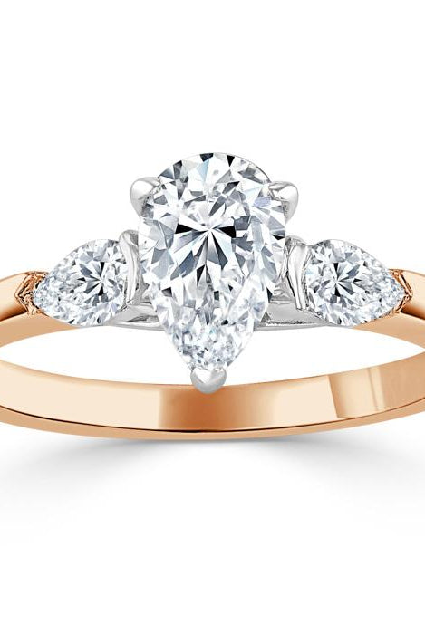 1-0-ct-pear-cut-moissanite-three-stone-engagement-ring