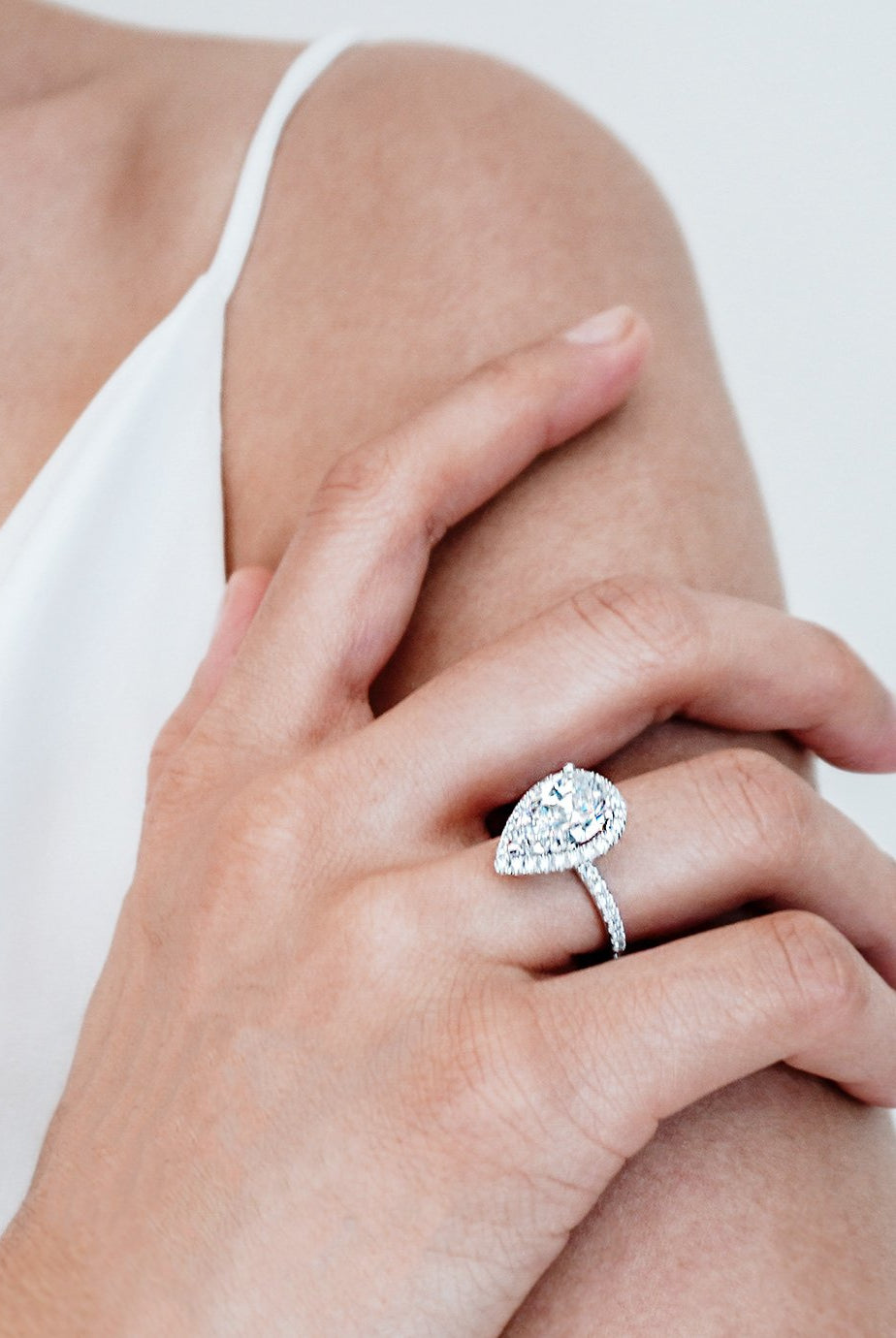 3-0-ct-pear-shaped-moissanite-halo-engagement-ring