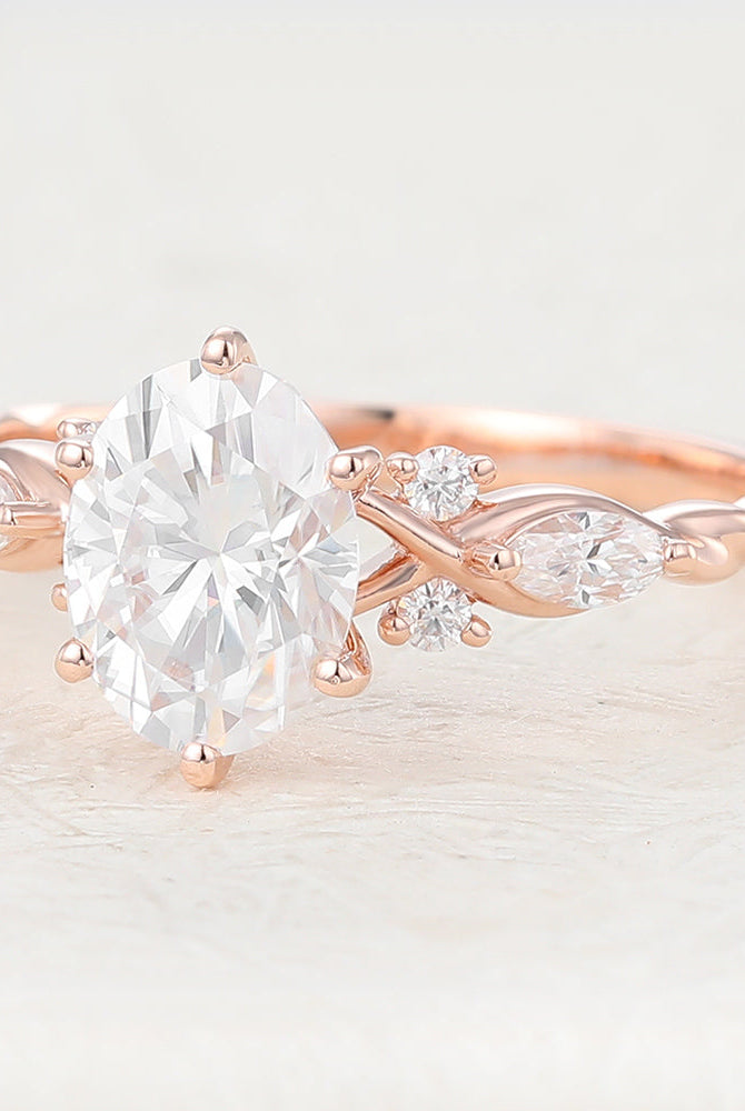 oval-shaped-moissanite-cluster-engagement-ring-14