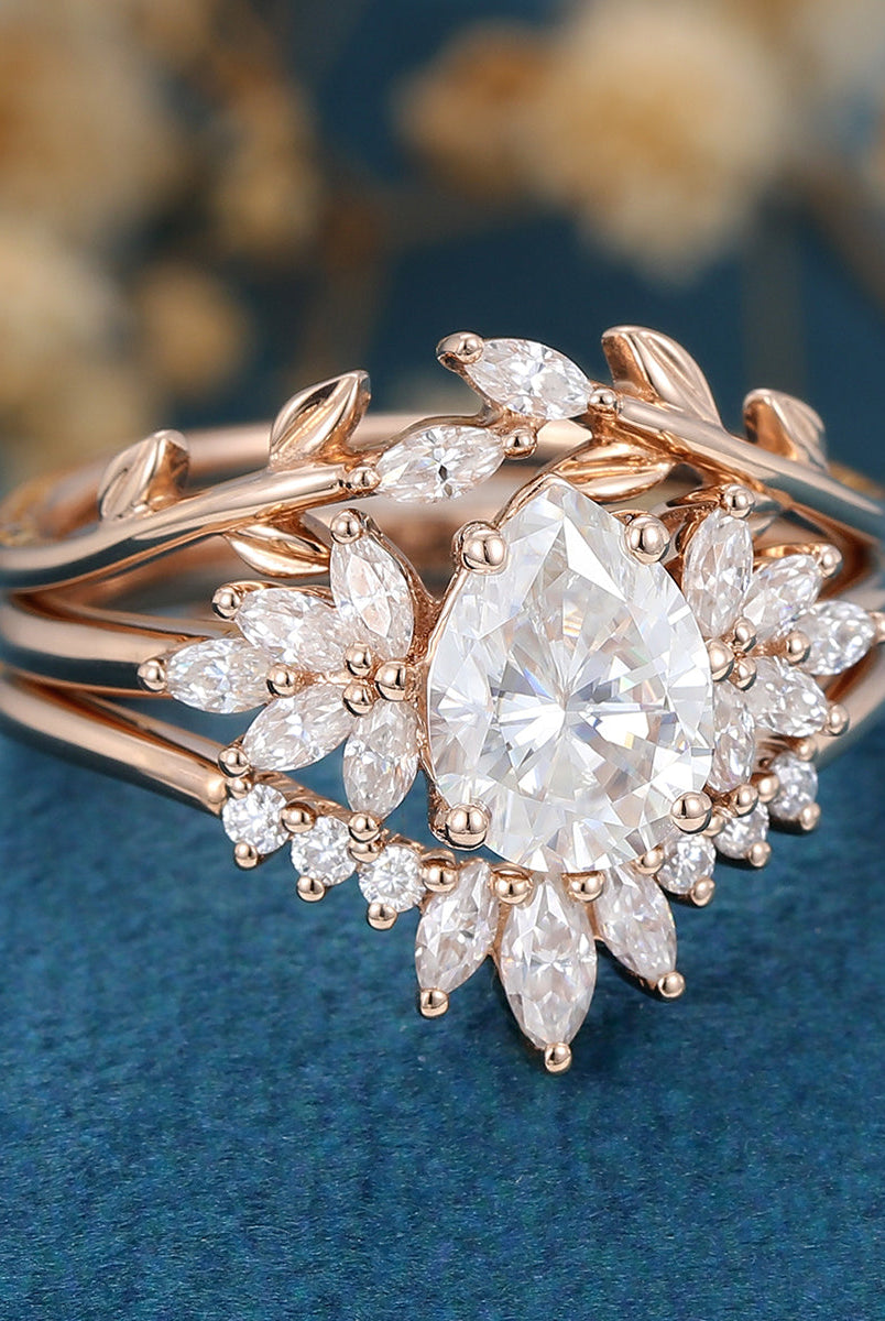 pear-shaped-moissanite-cluster-bridal-set-6