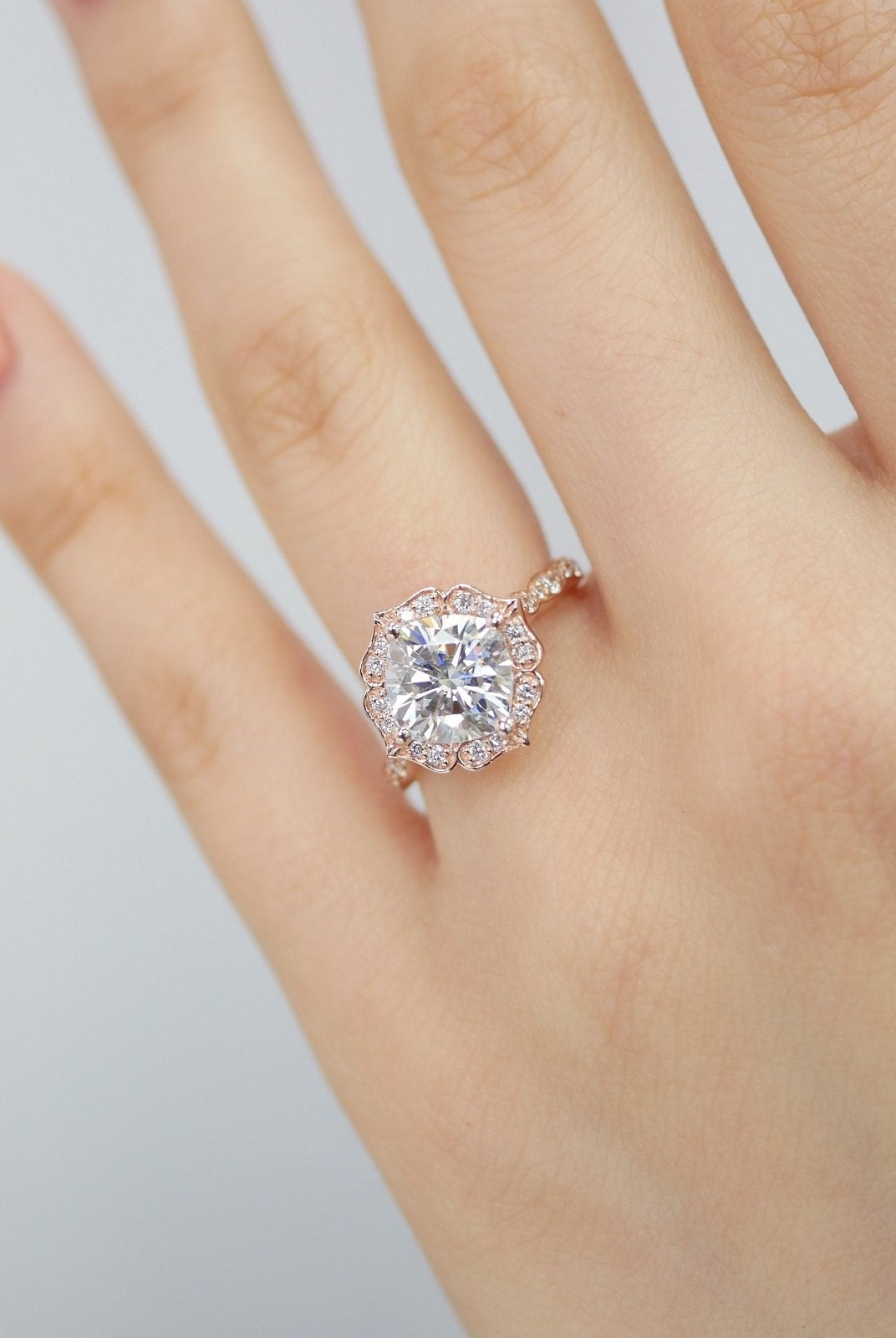 2.30CT Cushion Vintage Halo Moissanite Diamond Engagement Ring For Women