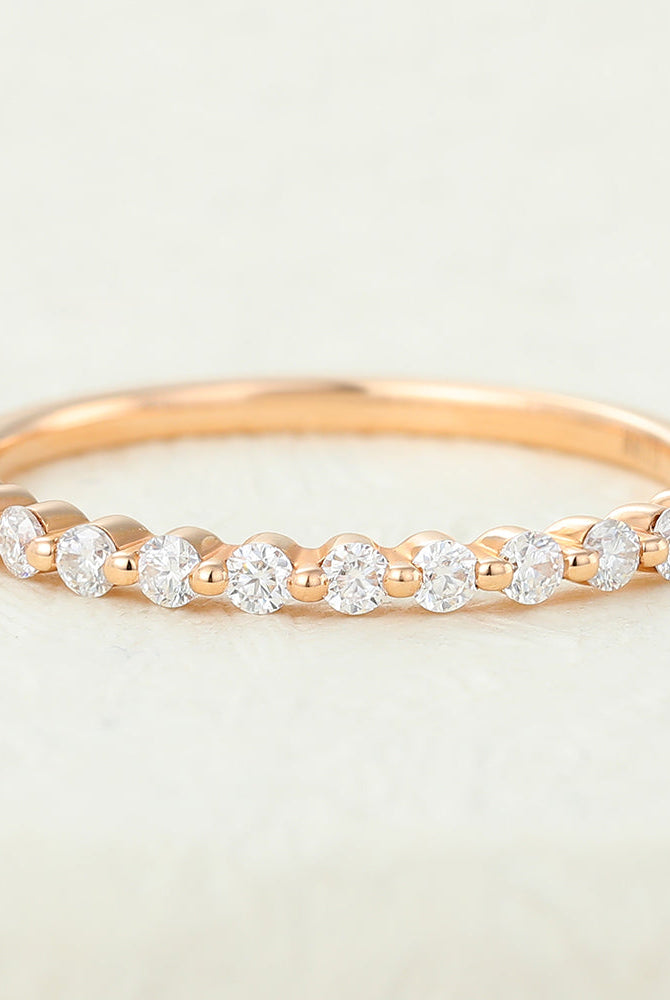0-31-ct-round-shaped-moissanite-minimalist-wedding-band