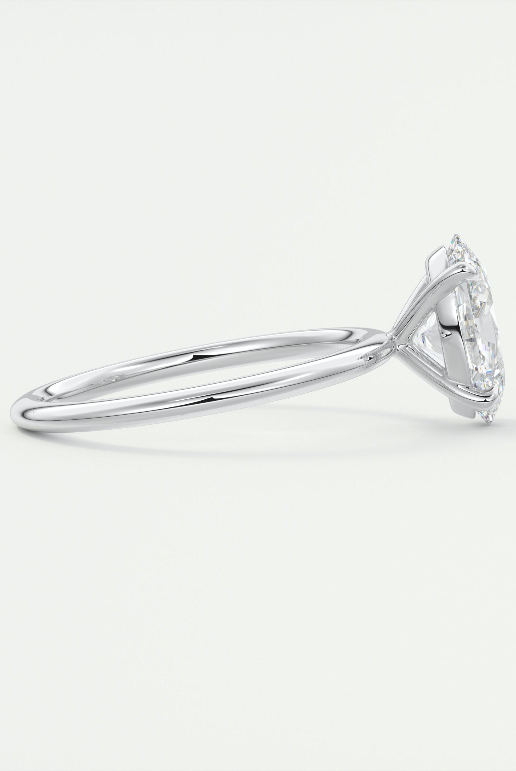 Moissanite wedding jewelry for groomsmen's outfit