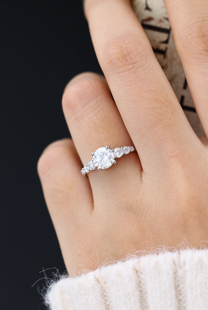 round-shaped-moissanite-seven-stone-engagement-ring