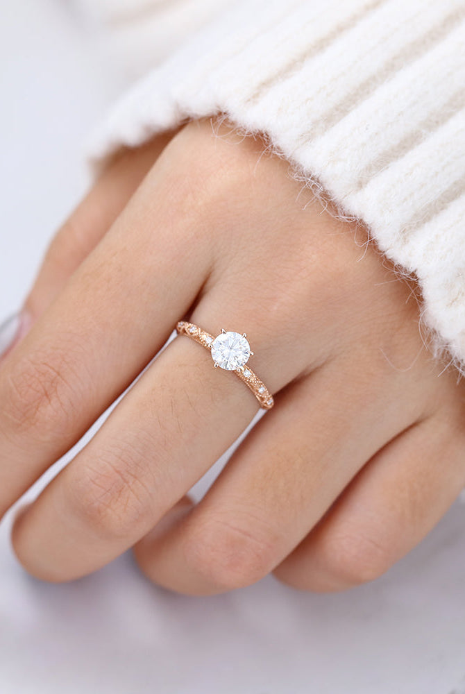 round-shaped-moissanite-vintage-style-engagement-ring