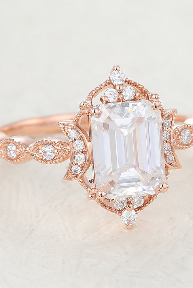 1-60-ct-emerald-shaped-moissanite-vintage-engagement-ring