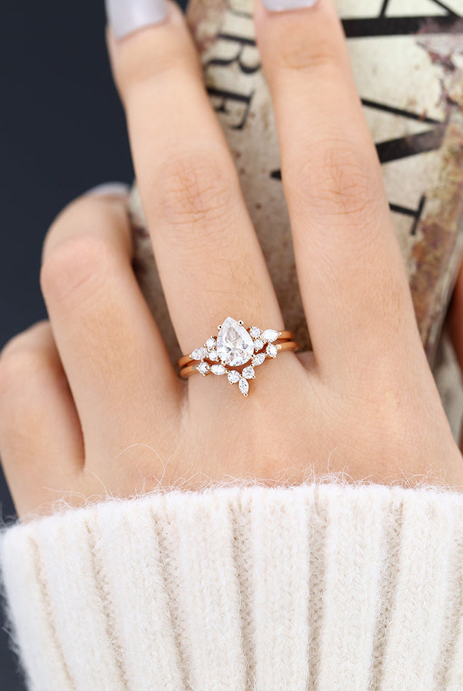 1-20-ct-pear-moissanite-cluster-bridal-ring-set