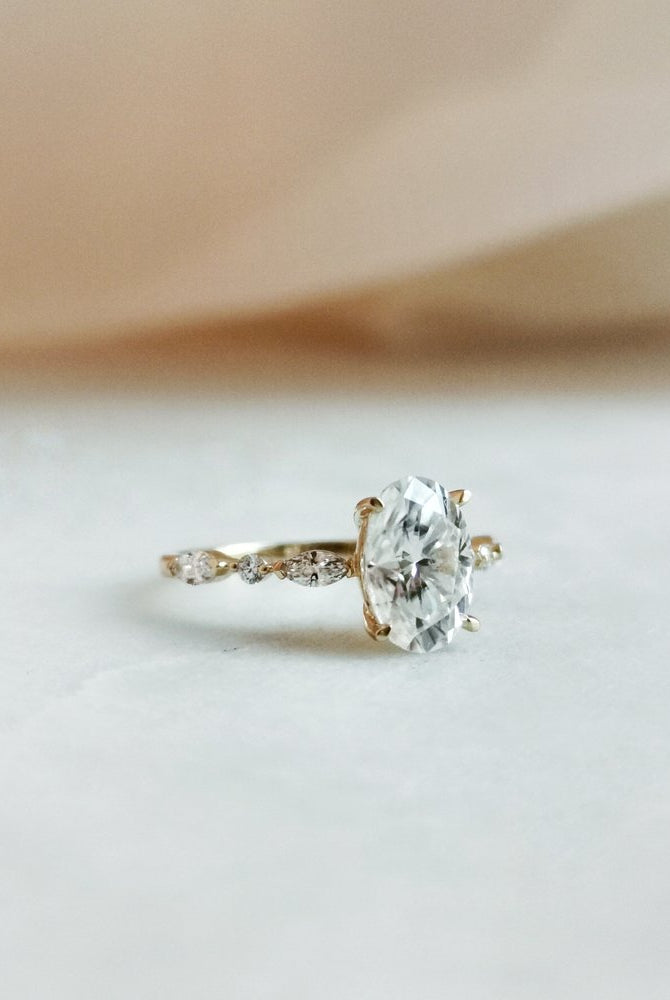 1-70-ct-oval-shaped-moissanite-solitaire-engagement-ring