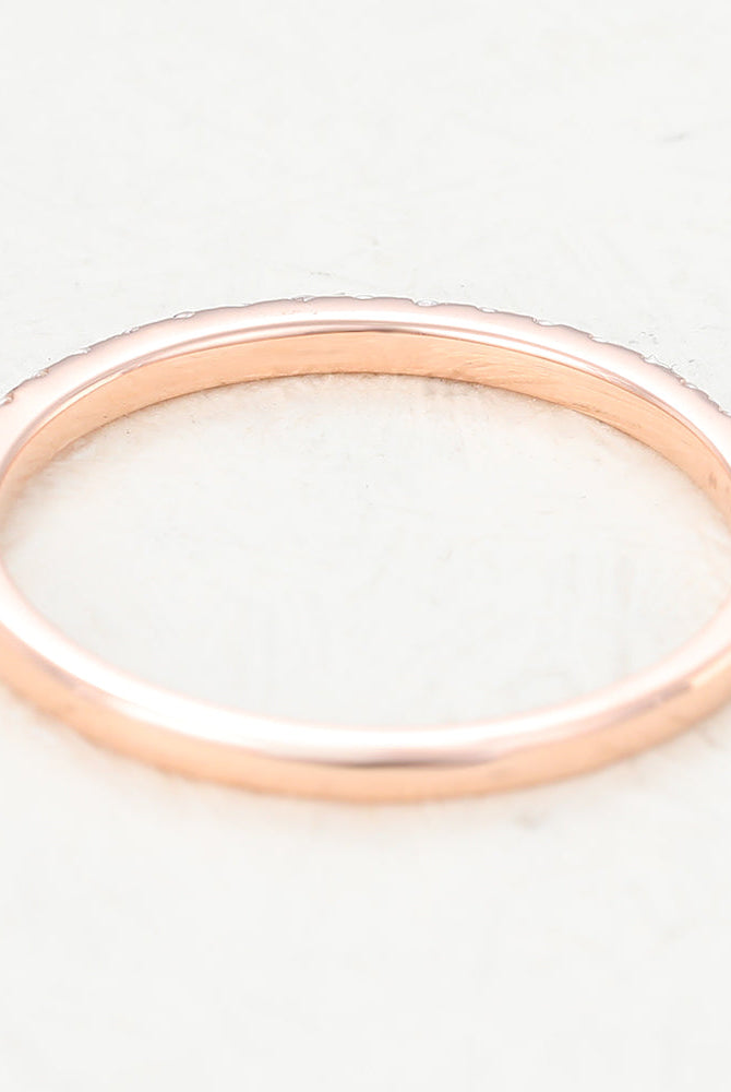 round-shaped-moissanite-half-eternity-wedding-band