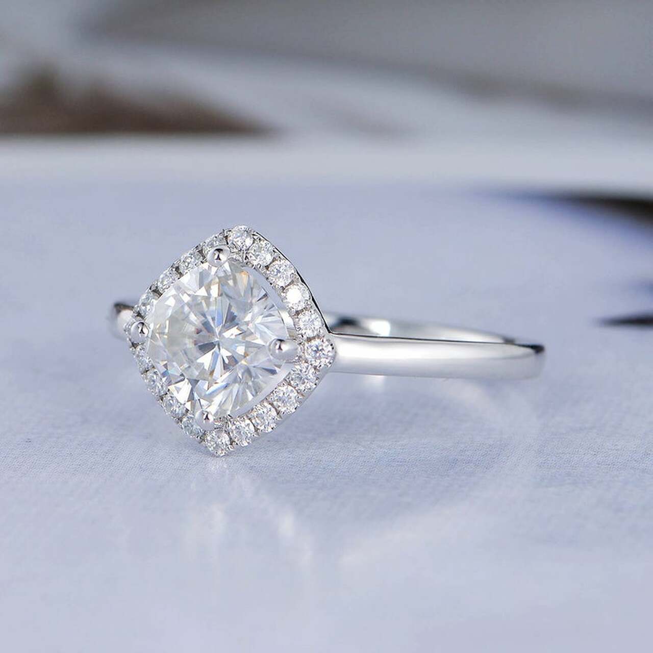 1.0CT Cushion Cut Halo Moissanite Diamond Engagement Ring