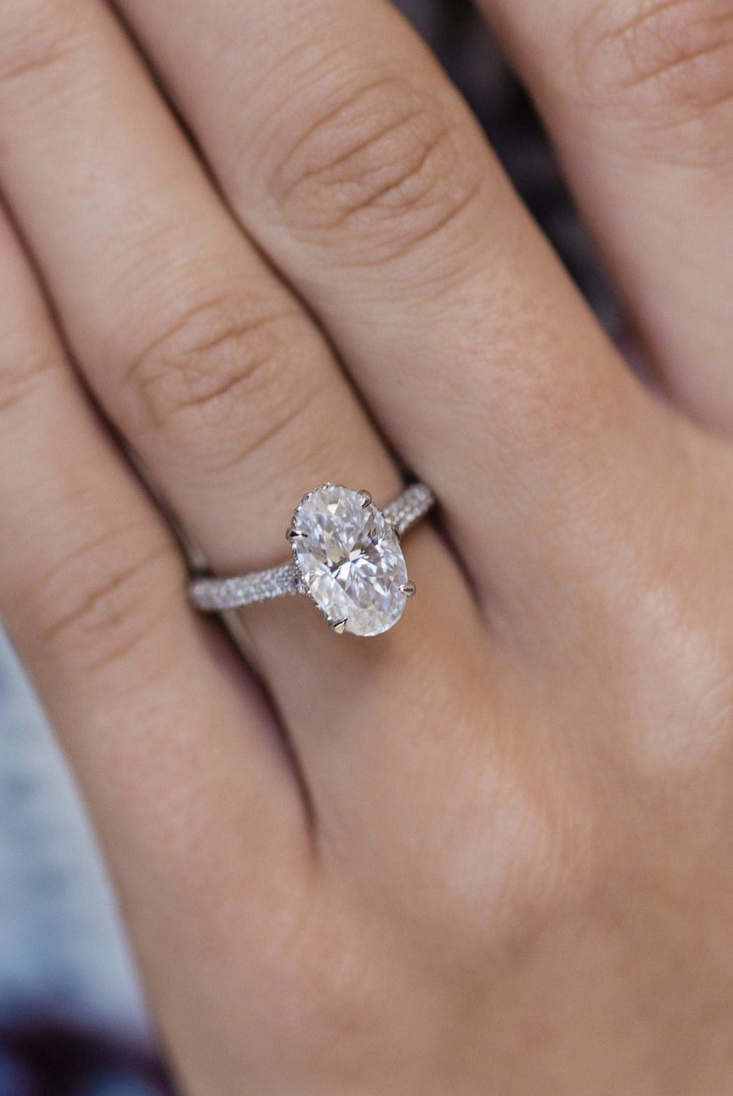 Distinctive moissanite rings