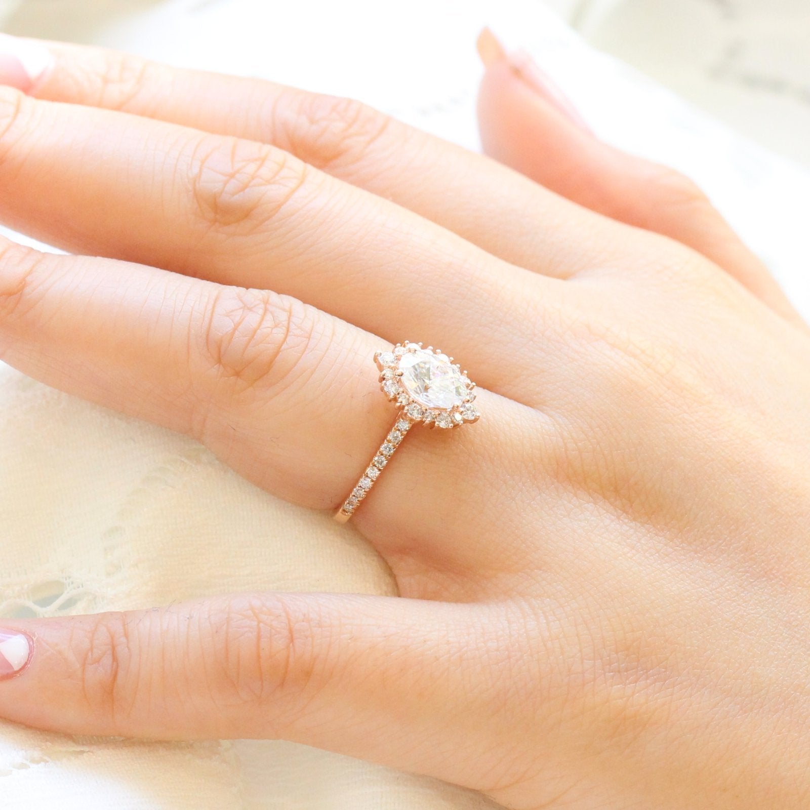 Moissanite wedding jewelry for grand wedding