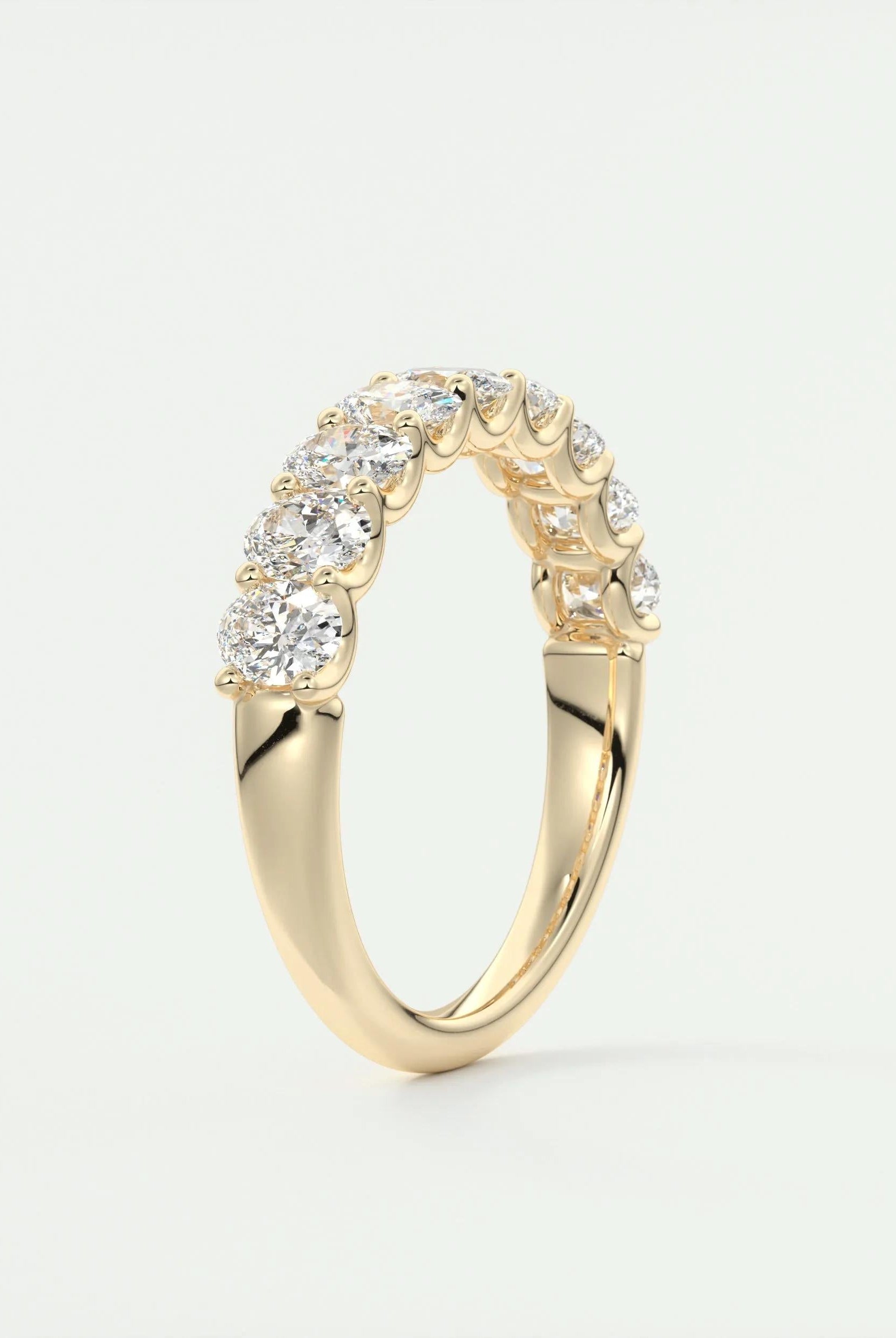 oval-cut-shared-prongs-moissanite-bridal-wedding-band