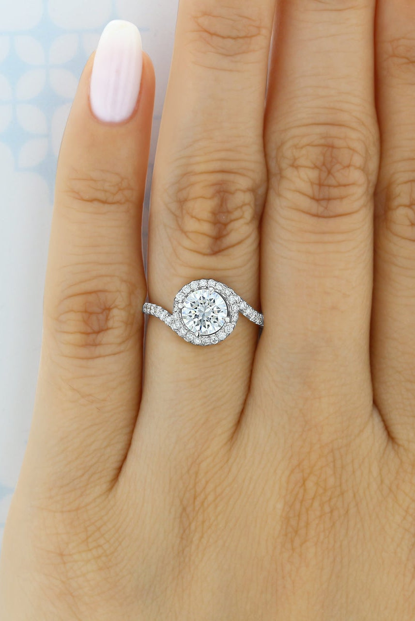 1.0CT Round Four Prong Moissanite Diamond Halo Engagement Ring For Women