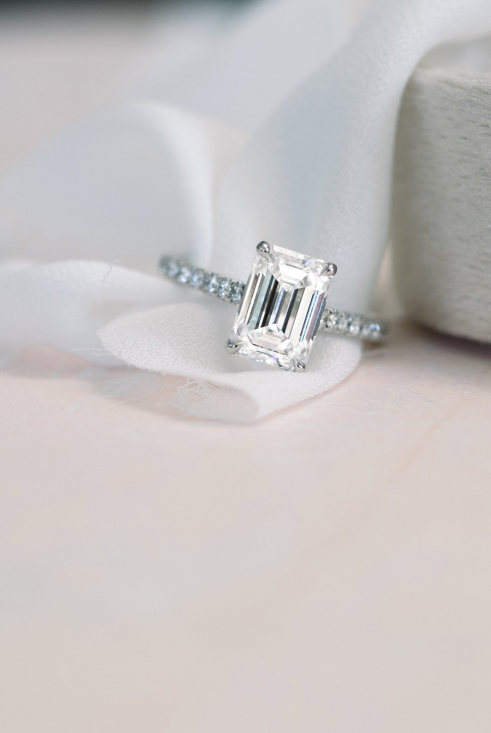 Moissanite diamond star pendant necklace discounts