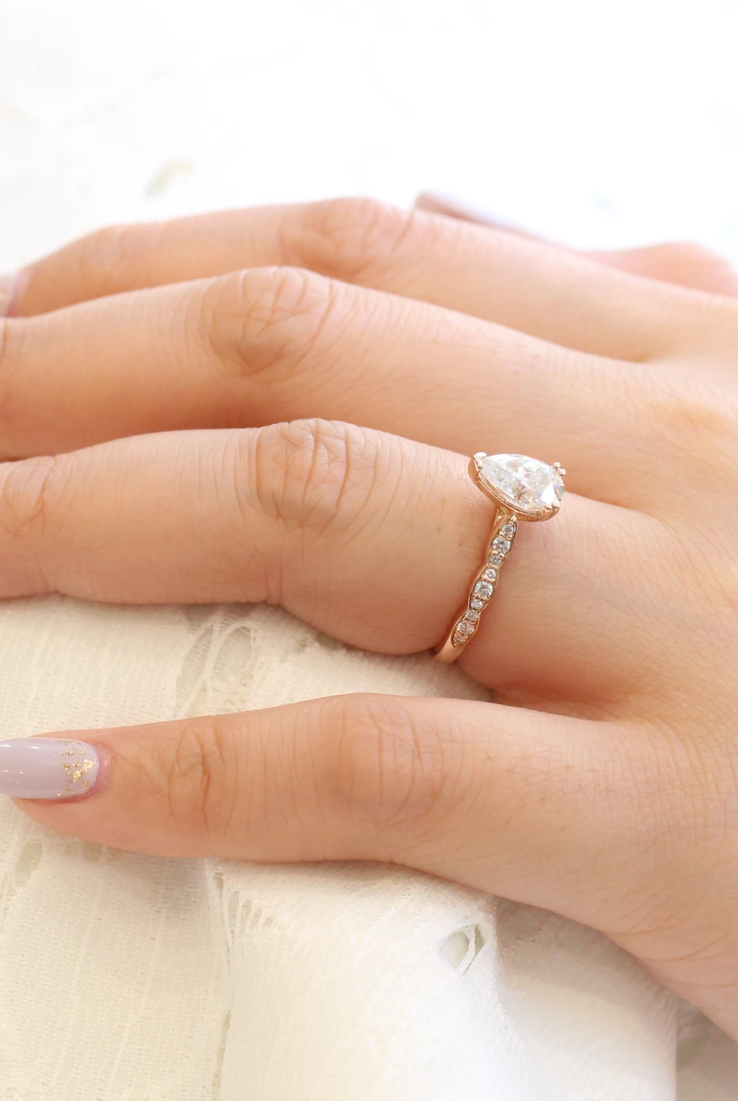 Moissanite wedding jewelry for fairytale wedding