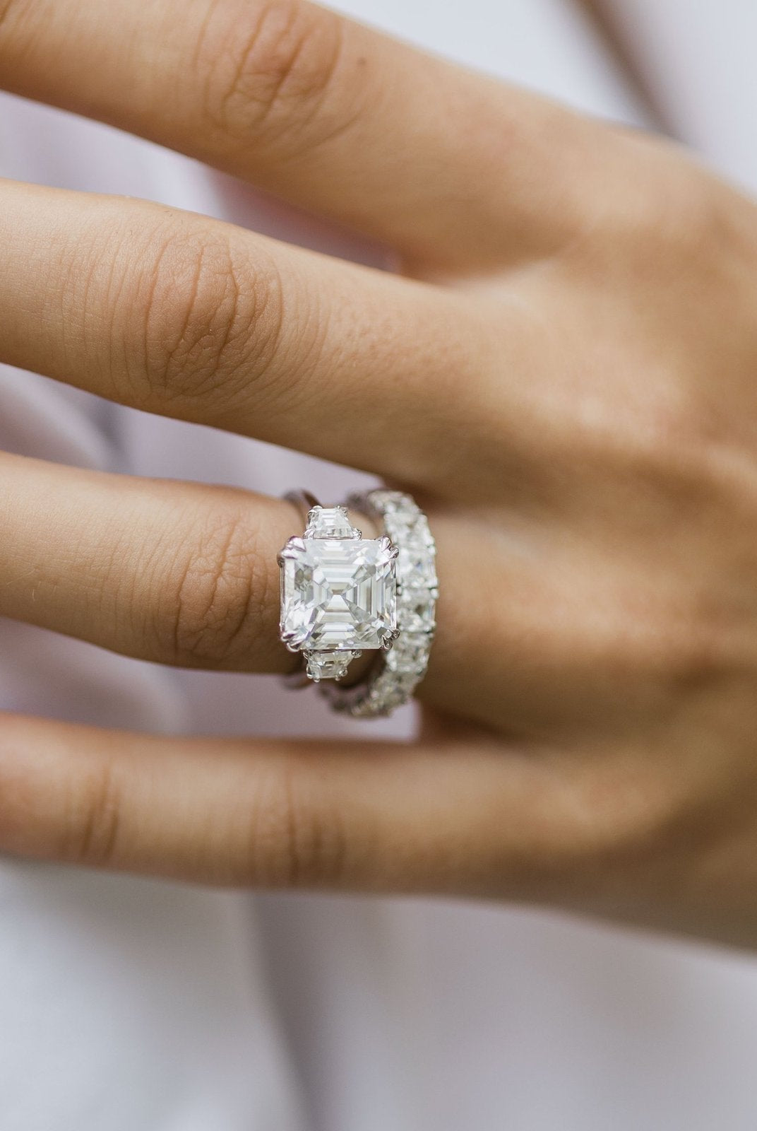 Moissanite jewelry set for Mother's Day celebration gifts recommendations