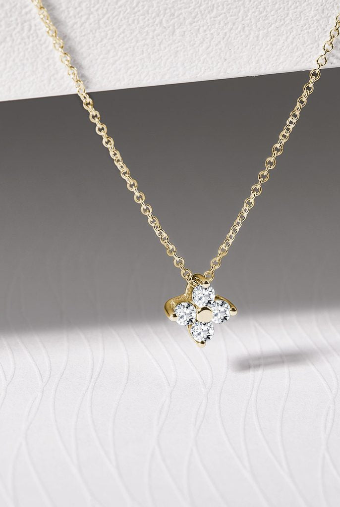 0-26-tcw-marquise-moissanite-diamond-leaf-clover-pendent-necklace