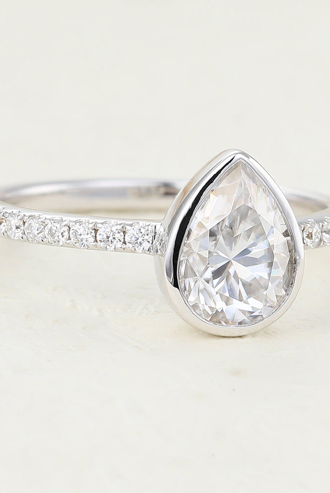 pear-shaped-moissanite-pave-setting-engagement-ring-3
