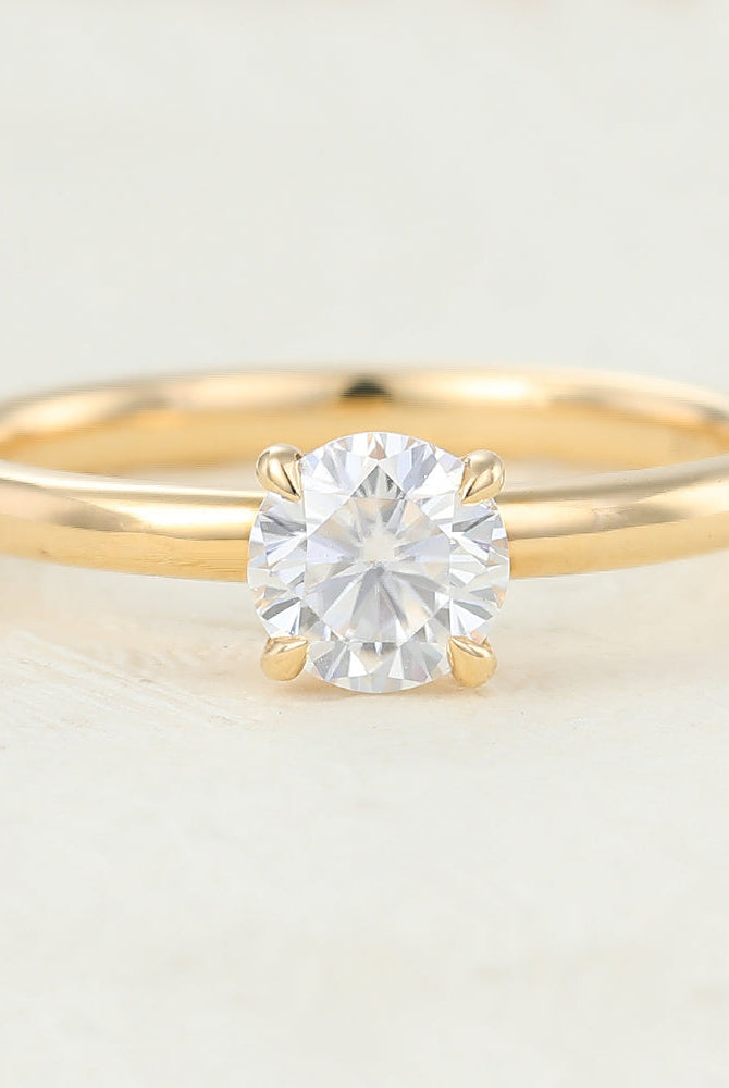 0-41-ct-round-shaped-moissanite-solitaire-engagement-ring