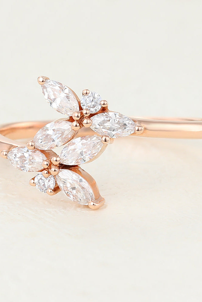 marquise-round-shaped-moissanite-art-deco-wedding-band