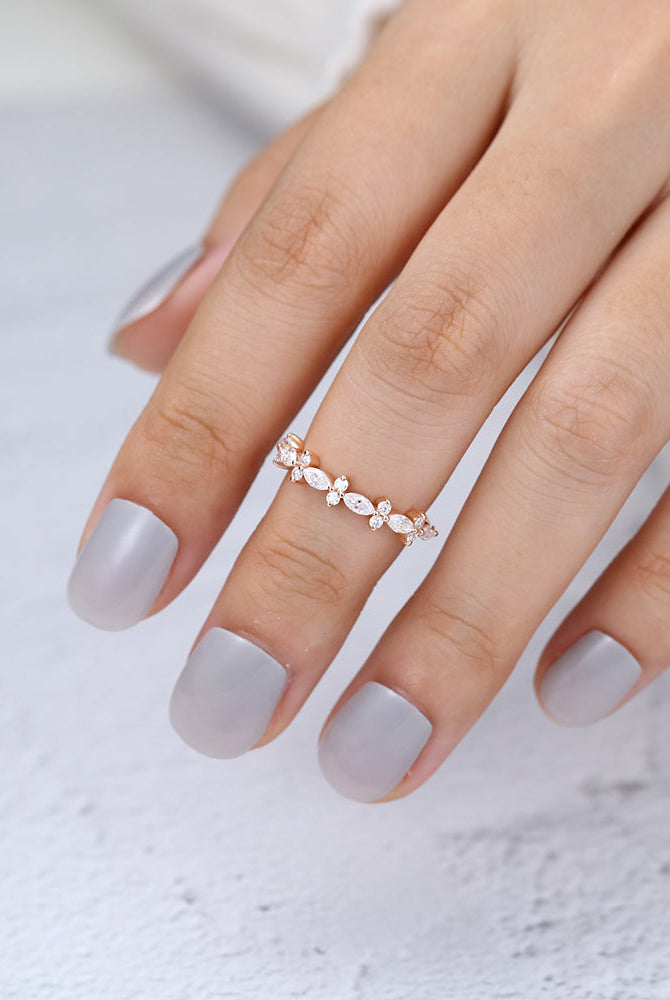 0-62-ct-round-marquise-shaped-moissanite-cluster-wedding-band
