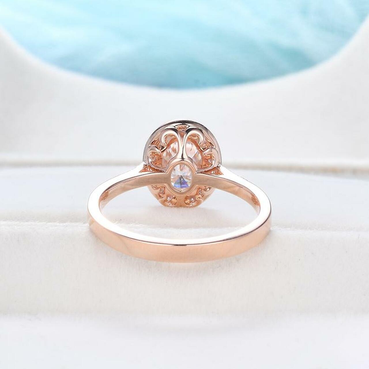 1.0CT Oval Cut 14K Rose Gold Moissanite Engagement Ring