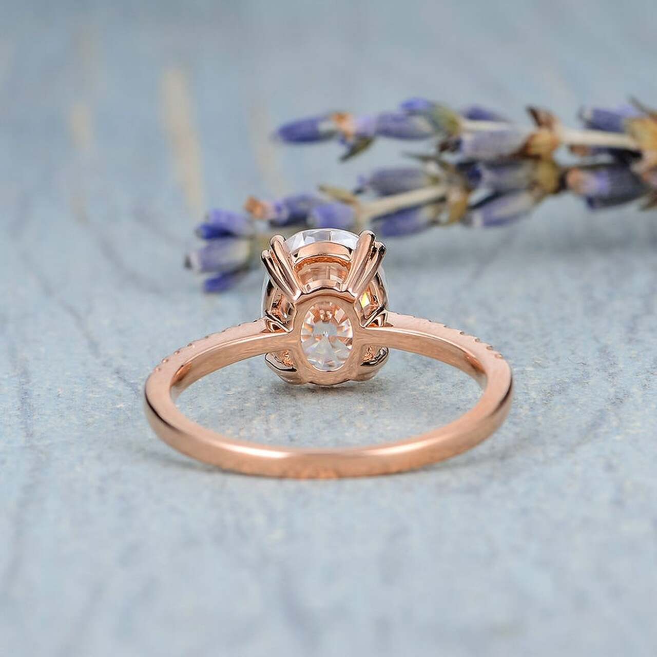 Moissanite ring customization ideas and advantages, guide