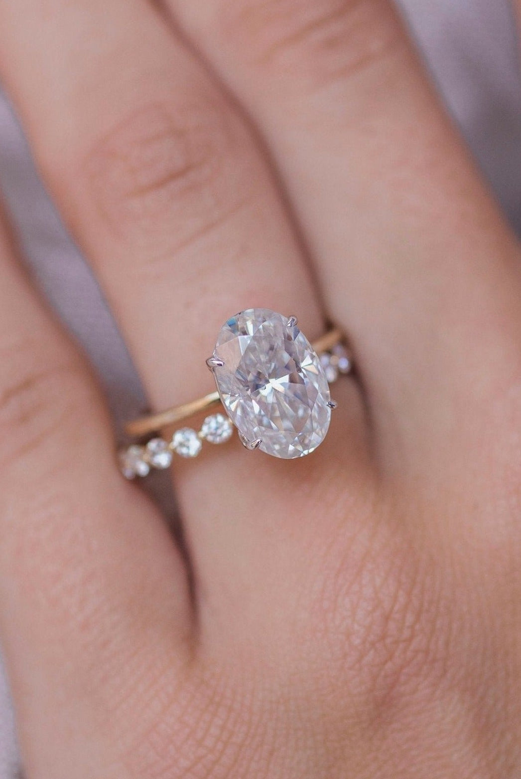 Moissanite jewelry set for Mother's Day celebration gifts suggestions