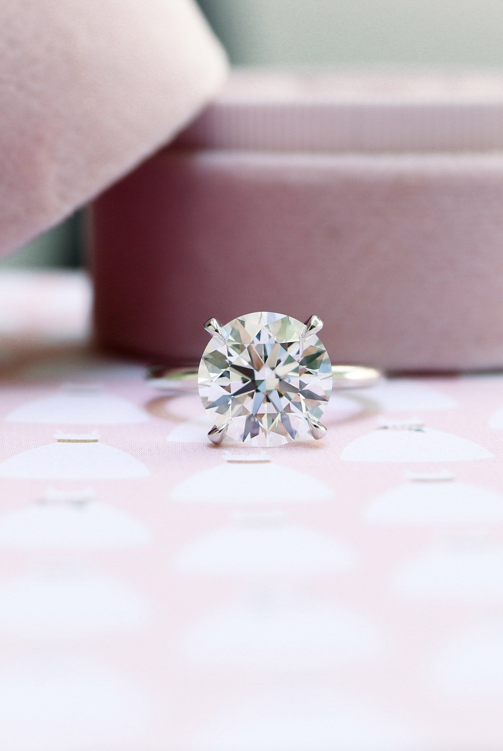2.25ct Round Four Prong Moissnaite Diamond Engagement Ring In 14K Solid Gold