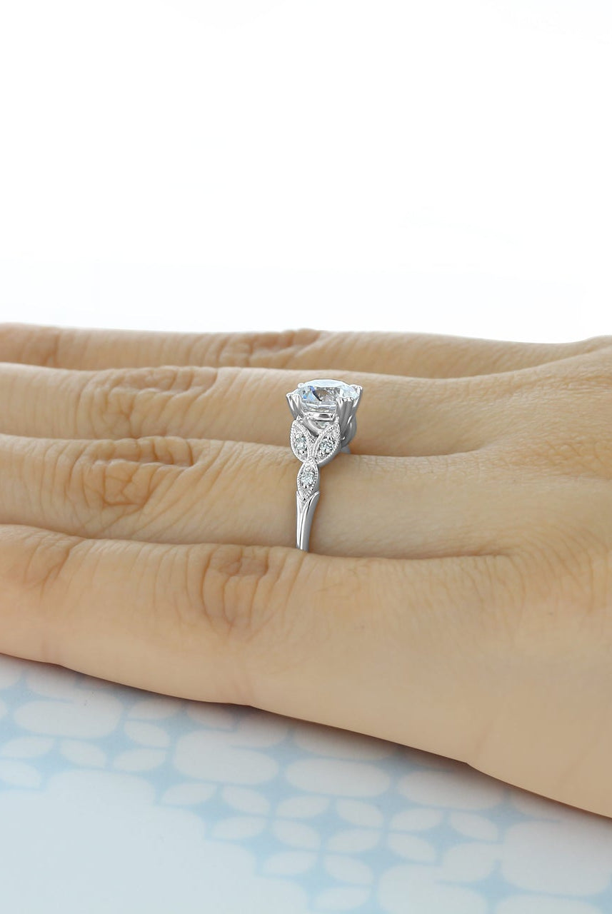 1.0CT Round Double Claw Prong Moissanite Diamond Vintage Engagement Ring