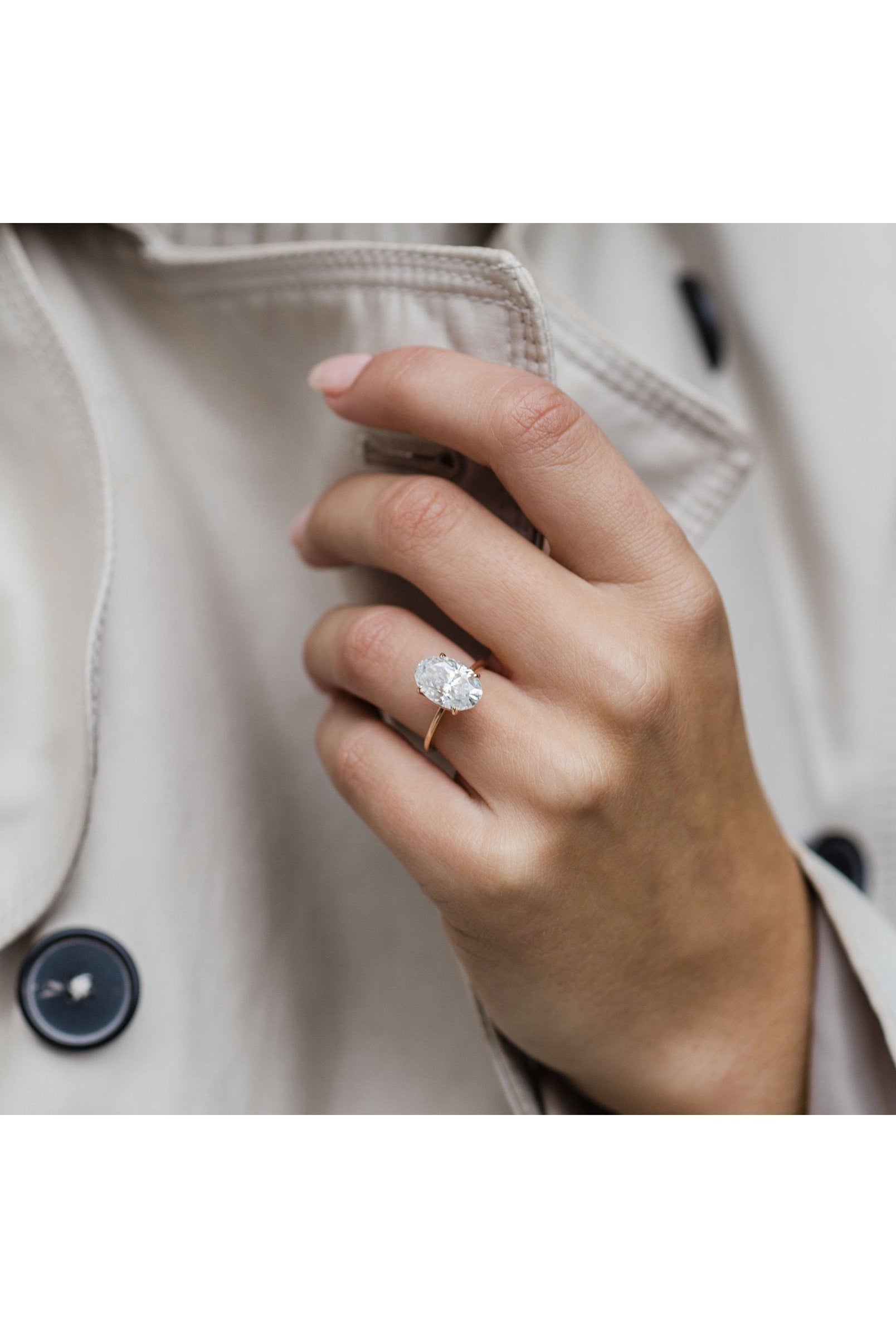 4.0CT Elongated Oval Moissanite Diamond Solitaire Engagement Ring