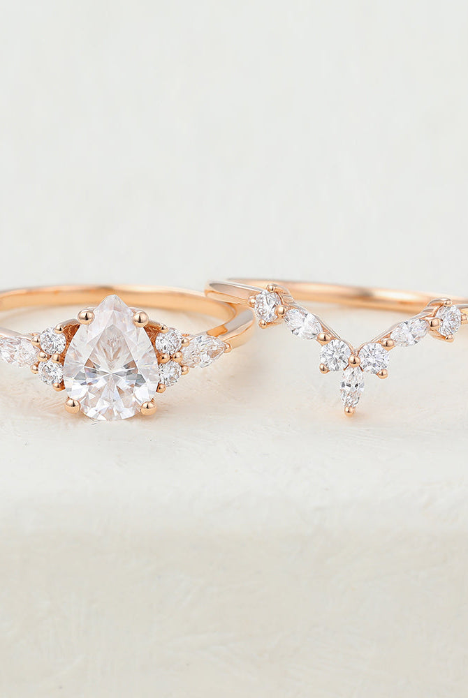 1-20-ct-pear-moissanite-cluster-bridal-ring-set