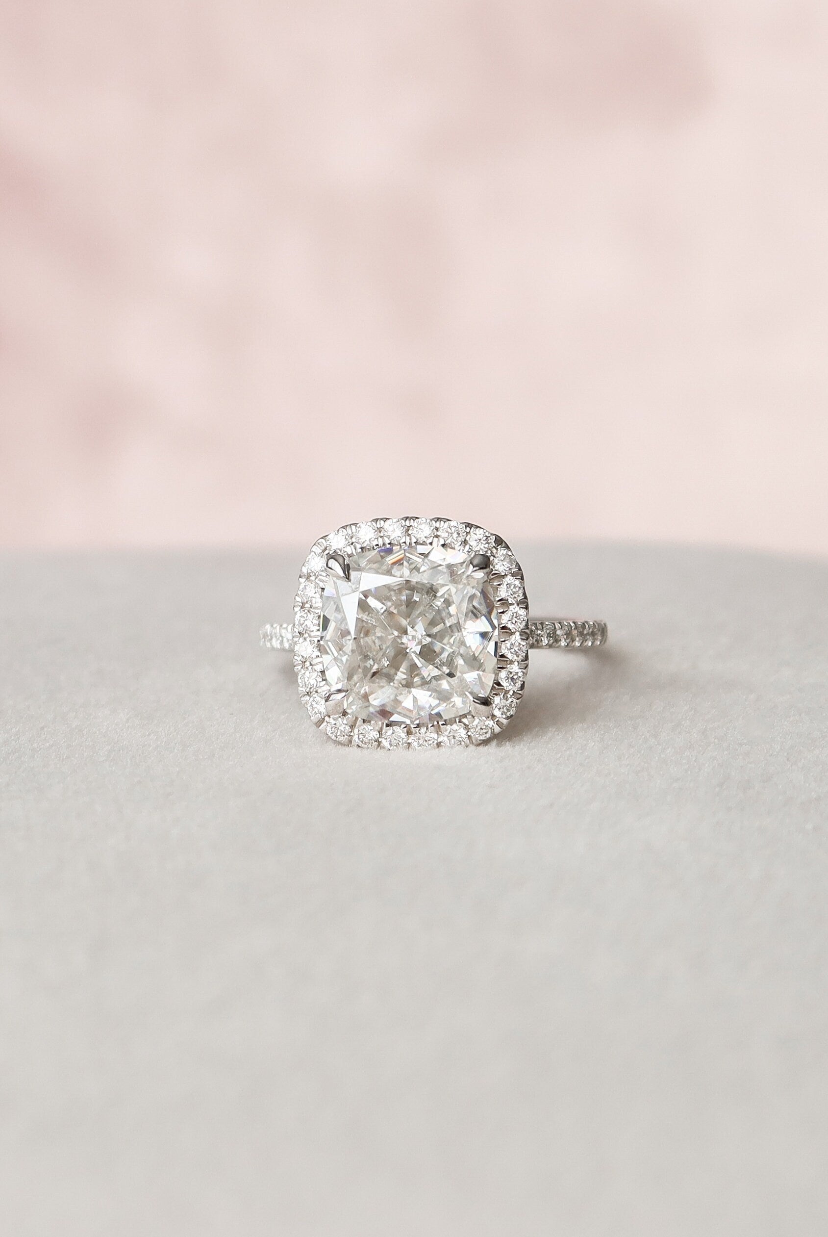 4.0CT Cushion Halo Moissanite Diamond Pave Engagement Ring For Women