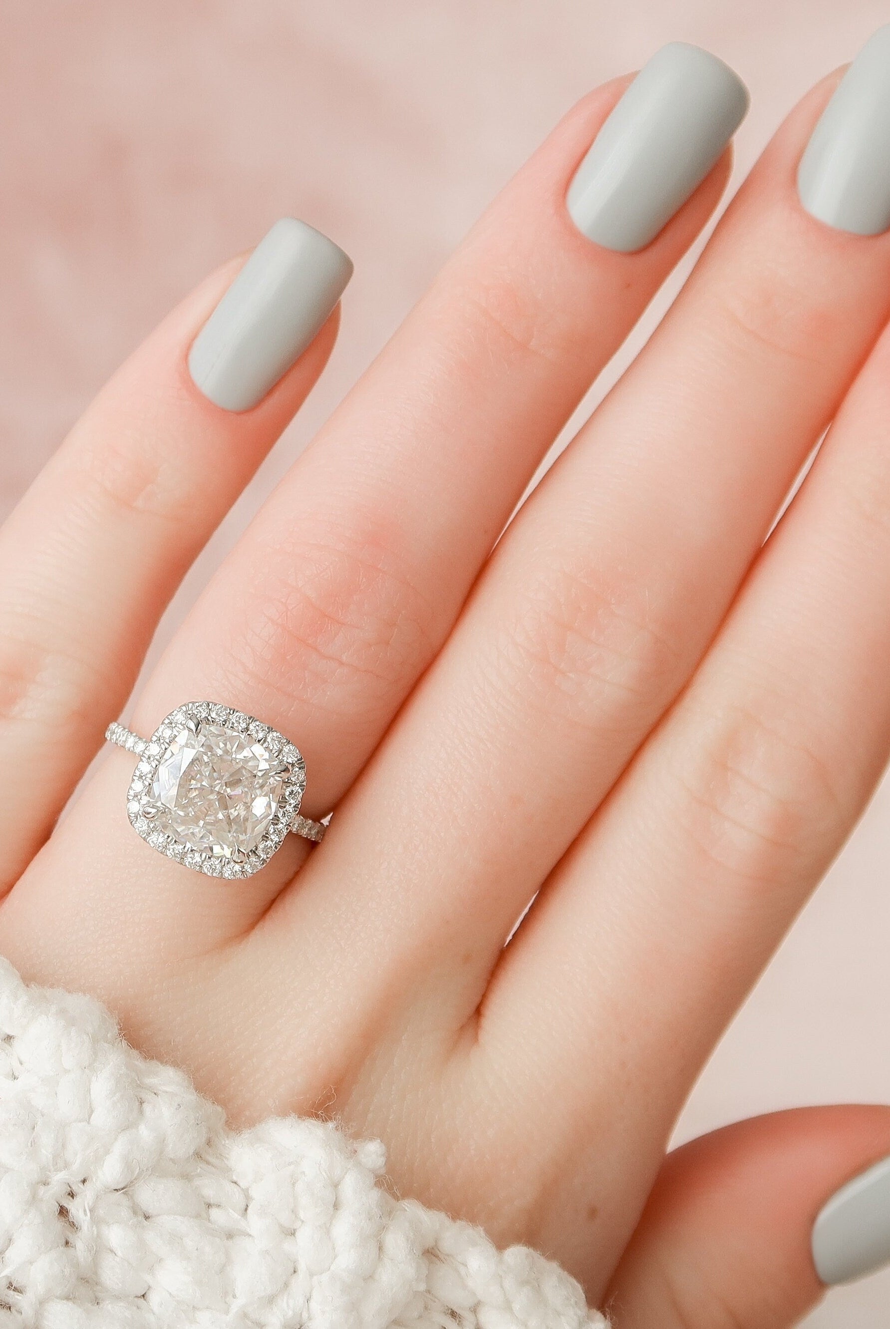 4.0CT Cushion Halo Moissanite Diamond Pave Engagement Ring For Women