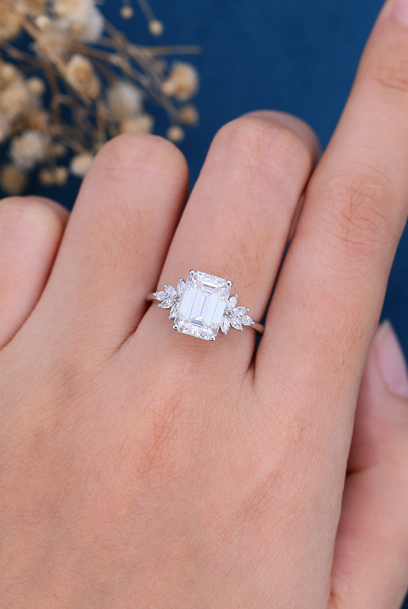 emerald-shaped-moissanite-cluster-engagement-ring-3