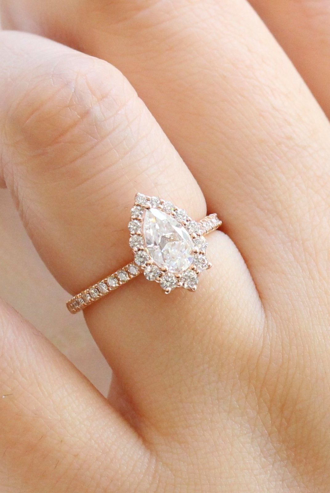 Moissanite wedding jewelry for fall wedding